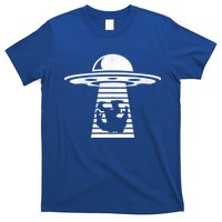 Bigfoot UFO Abduction Believe T-Shirt