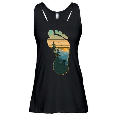Bigfoot Wilderness Footprint Ladies Essential Flowy Tank