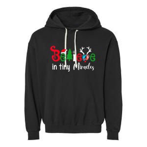 Believe In Magic Of Tiny Mistletoes NICU Nurse Christmas Garment-Dyed Fleece Hoodie