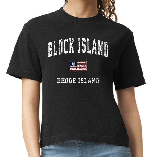 Block Island Rhode Island Ri Vintage American Flag Sports Comfort Colors Boxy T-Shirt