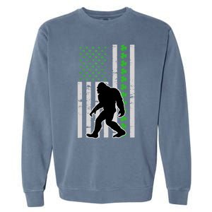 Bigfoot Irish St Patricks Day USA Flag Boy Sasquatch Garment-Dyed Sweatshirt