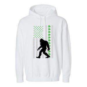 Bigfoot Irish St Patricks Day USA Flag Boy Sasquatch Garment-Dyed Fleece Hoodie