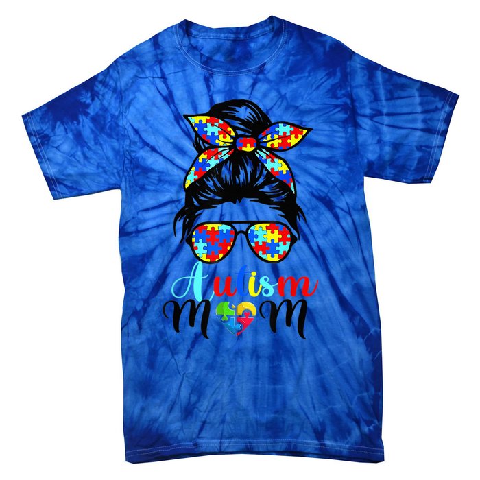 Be Kind Autism Awareness Messy Bun girl Wo Autism Mom Tie-Dye T-Shirt