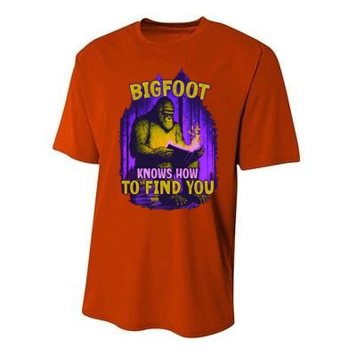 Bigfoot Knows How To Find You Loves To Read Cool Gift Performance Sprint T-Shirt