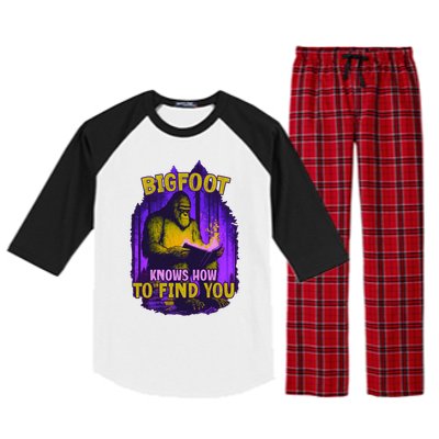 Bigfoot Knows How To Find You Loves To Read Cool Gift Raglan Sleeve Pajama Set