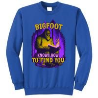 Bigfoot Knows How To Find You Loves To Read Cool Gift Sweatshirt