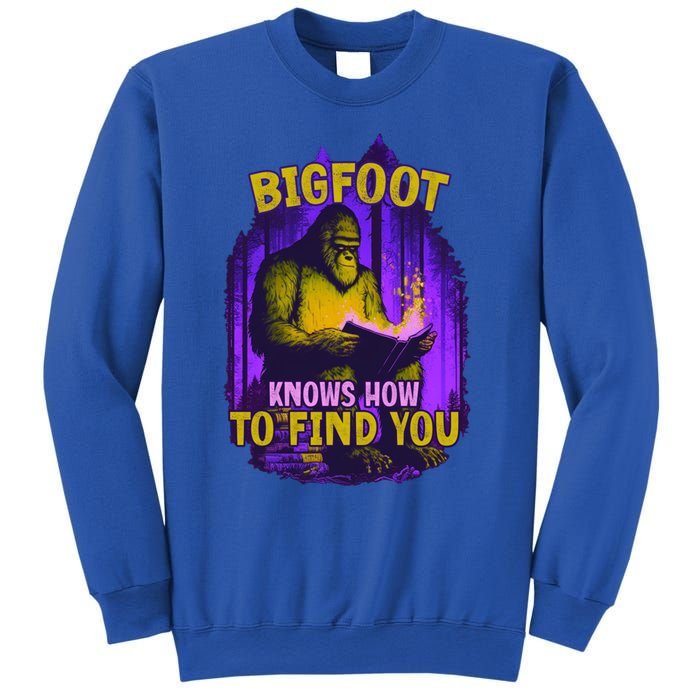 Bigfoot Knows How To Find You Loves To Read Cool Gift Sweatshirt