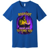 Bigfoot Knows How To Find You Loves To Read Cool Gift Premium T-Shirt