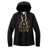 Be Kind Sunflower Autism It's Ok To Be Different Mom Autism Women's Fleece Hoodie