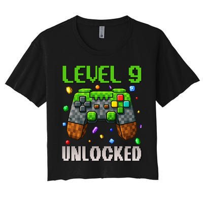 Birthday Level 9 Unlocked 9th Birthday Game Pixel Gift Women's Crop Top Tee