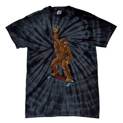 Bigfoot Long Boarding Rock On Sasquatch Big Foot Skate Tie-Dye T-Shirt