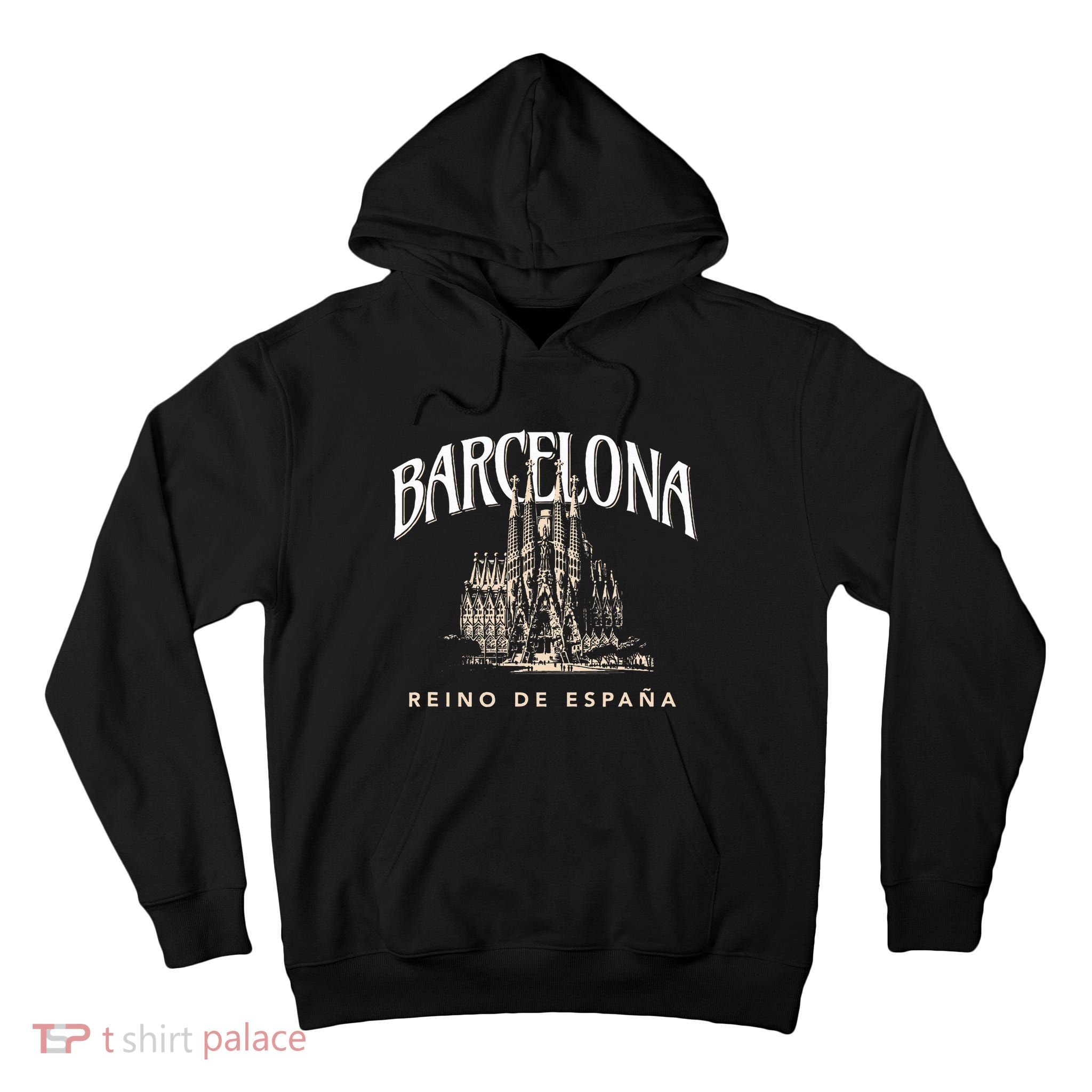 Barcelona La Familia Sagrada Reino De EspañA Tall Hoodie