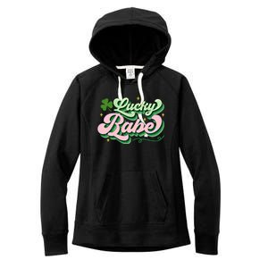 Babe Lucky Meaningful Gift Retro St Patricks Day Funny Graphic Gift Women's Fleece Hoodie