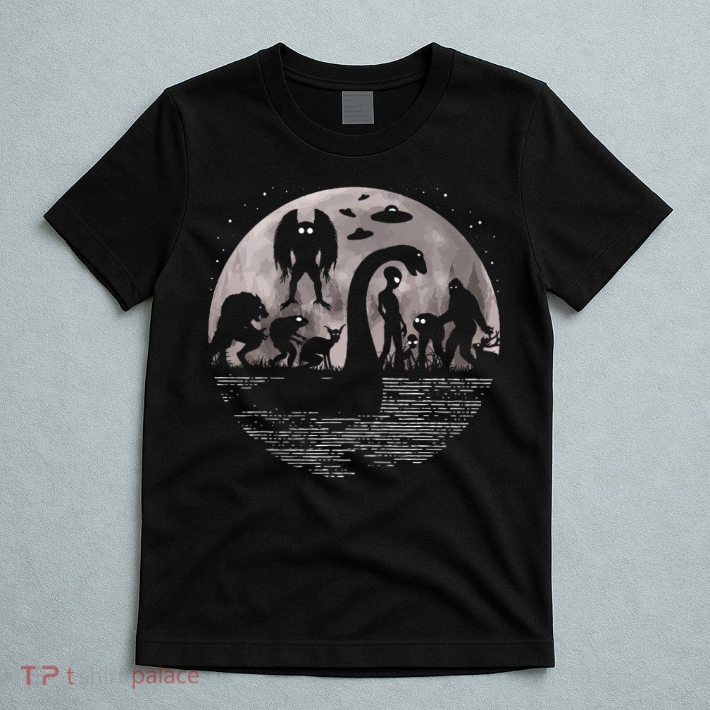 Bigfoot Loch Ness Monster Mothman And Aliens! Funny Cryptid T-Shirt