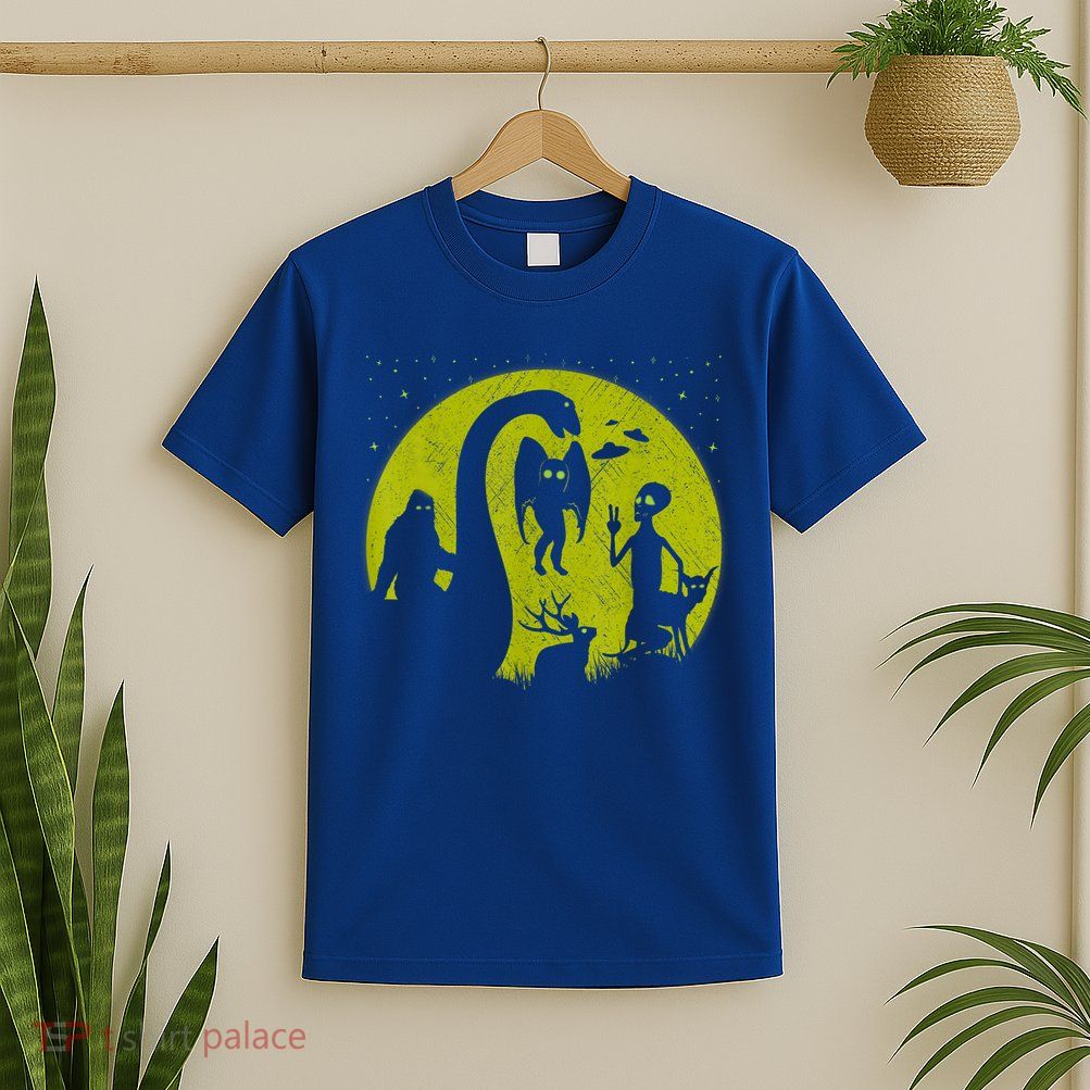 Bigfoot Loch Ness Monster And Mothman Ufos Chupacabra Alien T-Shirt