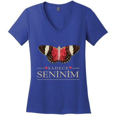 Butterfly Love Outfit Cool Gift Sadece Seninim (Turkish) Gift Women's V-Neck T-Shirt