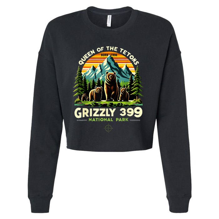 Bear Lovers Queen Of The Tetons Grizzly 399 National Park Cropped Pullover Crew