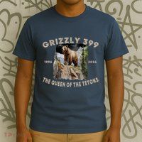 Bear Lovers Queen Of The Tetons Grizzly 399 National Park T-Shirt