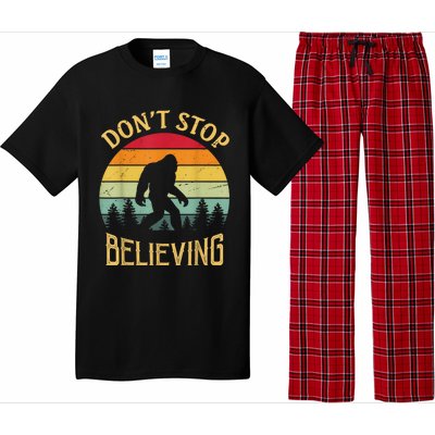 Bigfoot Lovers Retro Vintage DonT Stop Believing Bigfoot Pajama Set