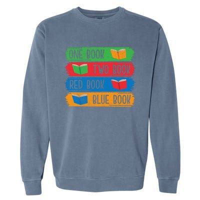 Book Lover Reading Book Worm Bibliophiles Nerds Librarians Garment-Dyed Sweatshirt