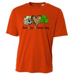 Book Love Shamrock Leopard Heart Book Lover St Patrick's Day Gift Cooling Performance Crew T-Shirt