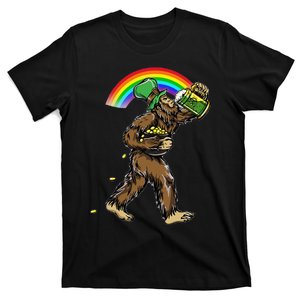 Bigfoot Leprechaun St. Patricks Day T-Shirt