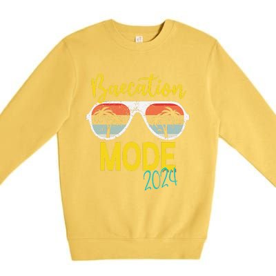 Baecations Mode 2024 Matching Couples Trip Beach Vacation Premium Crewneck Sweatshirt