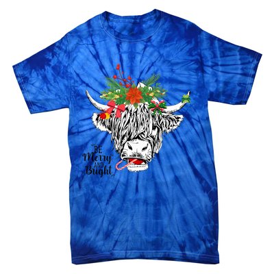 Be Merry And Bright Christmas Highland Cow Farming Farmer Tie-Dye T-Shirt