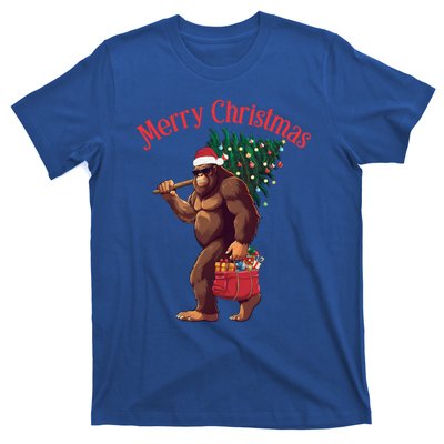 Bigfoot Merry Christmas Tree Lights Sasquatch Xmas Santa Cute Gift T-Shirt