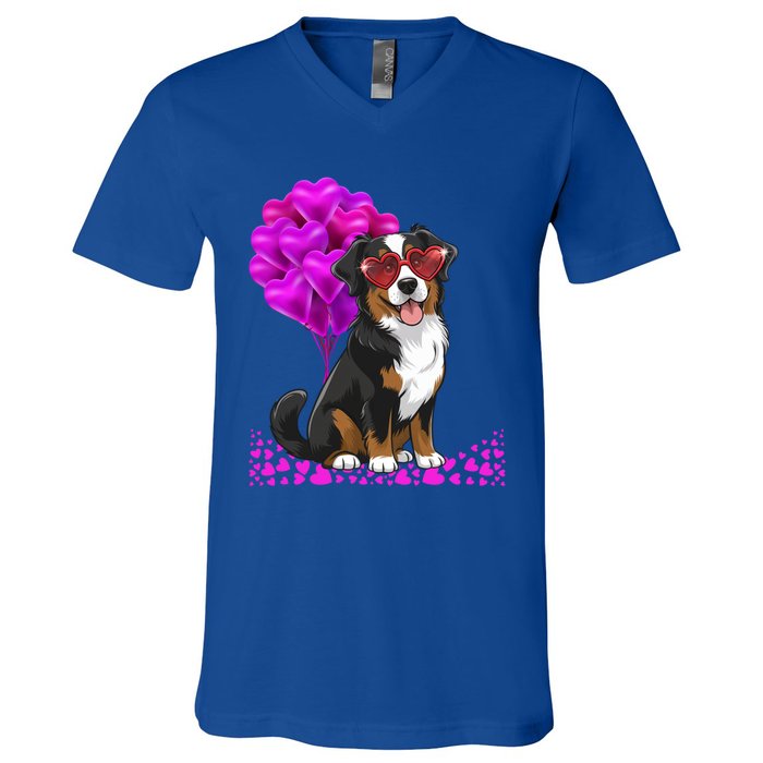 Bernese Mountain Dog Mom Valentine’S Day Pet Lover Design Cute Gift V-Neck T-Shirt