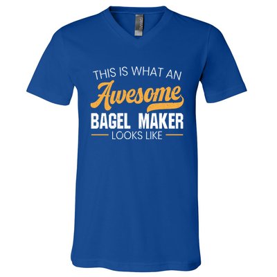 Bagel Maker Foodie Bread Bakery Food Jewish Sesame Sead Gift V-Neck T-Shirt