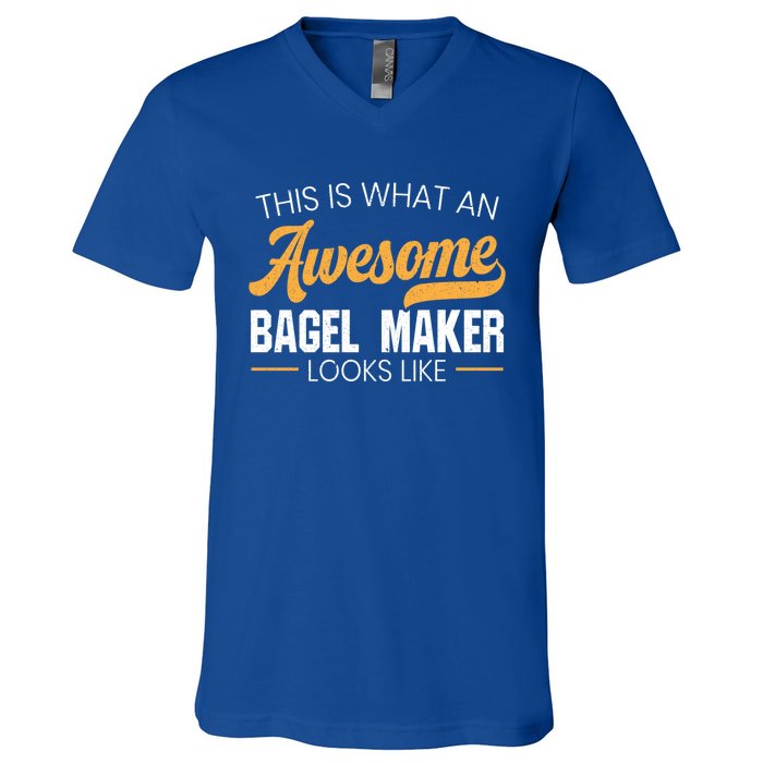 Bagel Maker Foodie Bread Bakery Food Jewish Sesame Sead Gift V-Neck T-Shirt