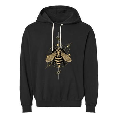 Beekeeper Meaningful Gift Honeycomb Honey Bee Compass Beekeeping Great Gift Garment-Dyed Fleece Hoodie