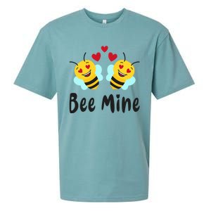 Bee Mine Honeybee Bee Pun Love Couple Valentine's Day Cool Gift Sueded Cloud Jersey T-Shirt