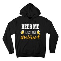 Beer Me I Just Got Married Wedding Gift Hoodie