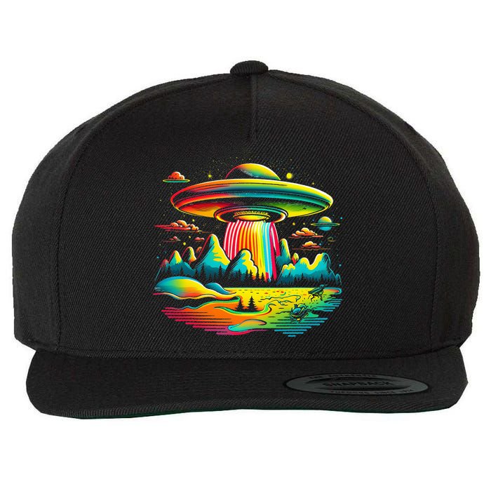 Bright Mountain Lake Camping Visitor UFO Alien Retro Wool Snapback Cap