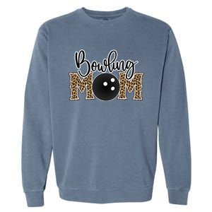 Bowling Mom Leopard Print Proud Bowling Mother Gift Garment-Dyed Sweatshirt