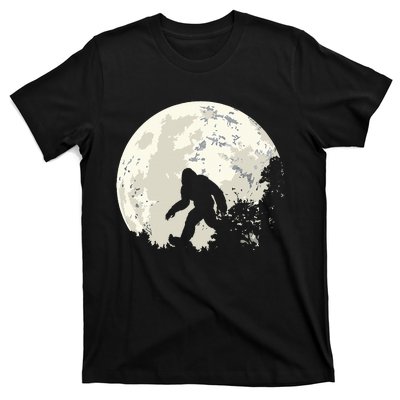 Bigfoot Moon Sasquatch I Believe In Bigfoot T-Shirt