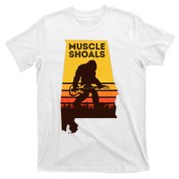 Bigfoot Muscle Shoals Alabama Retro Sasquatch Soul Music T-Shirt