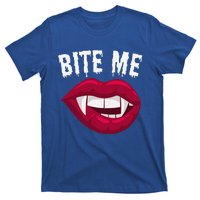 Bite Me! Sexy Vampire Lips Vampire Fangs Halloween Vampire T-Shirt