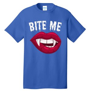 Bite Me! Sexy Vampire Lips Vampire Fangs Halloween Vampire Tall T-Shirt