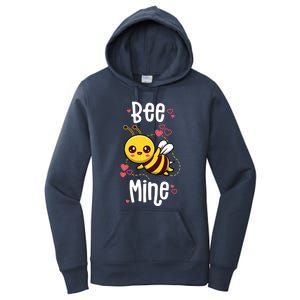 Bee Mine Valentines Day Pun Cute Bee Honey Beekeeper Funny Gift Women's Pullover Hoodie