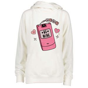 Be Mine Xoxo Hugs Kisses Groovy Retro Valentine's Day Couple Gift Womens Funnel Neck Pullover Hood