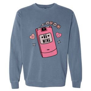 Be Mine Xoxo Hugs Kisses Groovy Retro Valentine's Day Couple Gift Garment-Dyed Sweatshirt