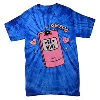 Be Mine Xoxo Hugs Kisses Groovy Retro Valentine's Day Couple Gift Tie-Dye T-Shirt