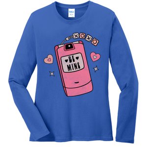 Be Mine Xoxo Hugs Kisses Groovy Retro Valentine's Day Couple Gift Ladies Long Sleeve Shirt