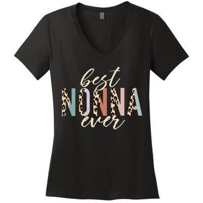 Best Nonna Ever Gifts Leopard Print Mothers Day Women's V-Neck T-Shirt