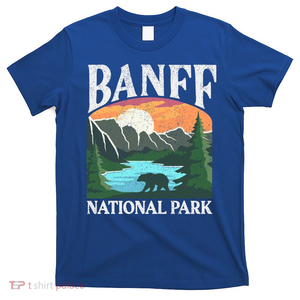 Banff National Park Lake Louise Rocky Mountains Canada Gift T-Shirt