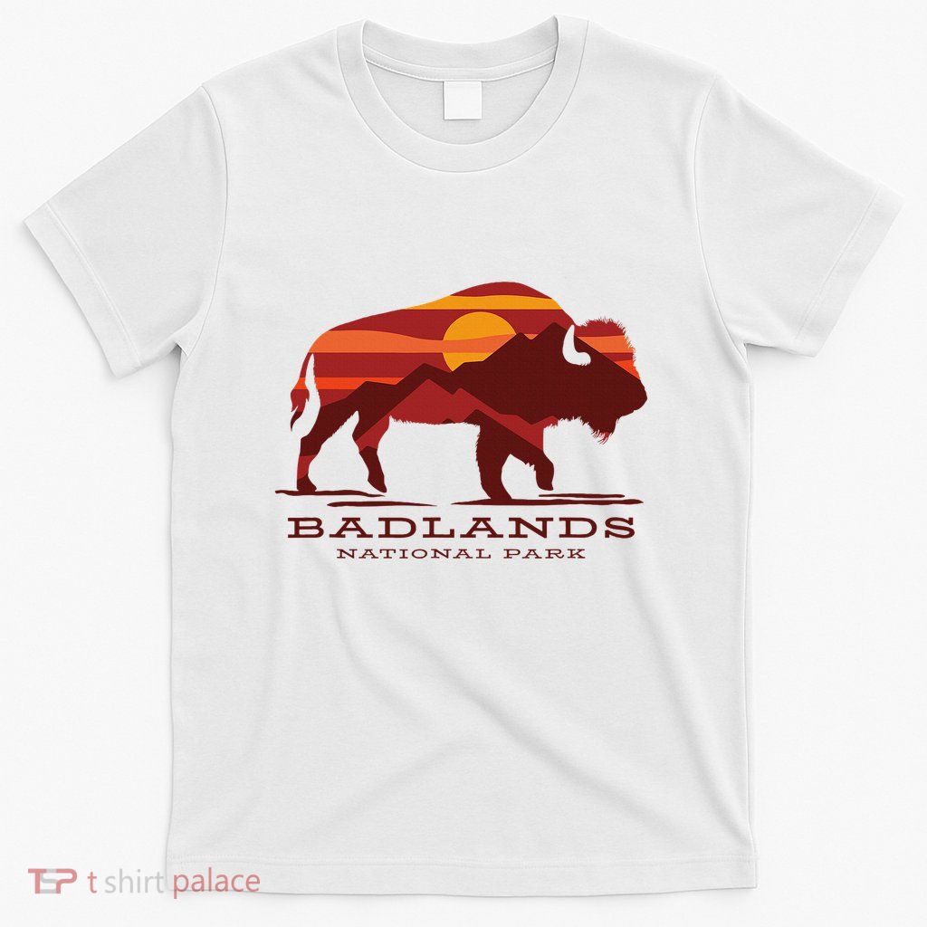 Badlands National Park South Dakota Buffalo Bison Sunset T-Shirt