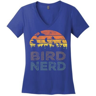 Bird Nerd Retro Vintage Distressed Bird Watcher Watching Gift Women's V-Neck T-Shirt